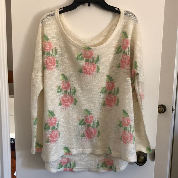 Flower pull over sweater - Picture 1 of 3